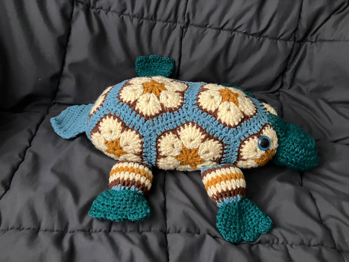 Butterbell (Petal-pus crochet platypus)