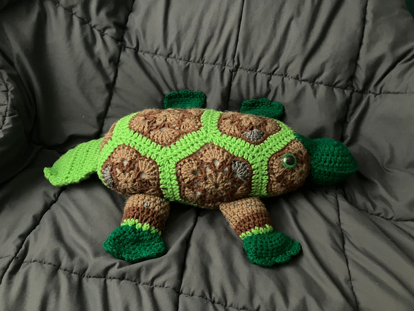 Moss (Petal-pus crochet platypus)