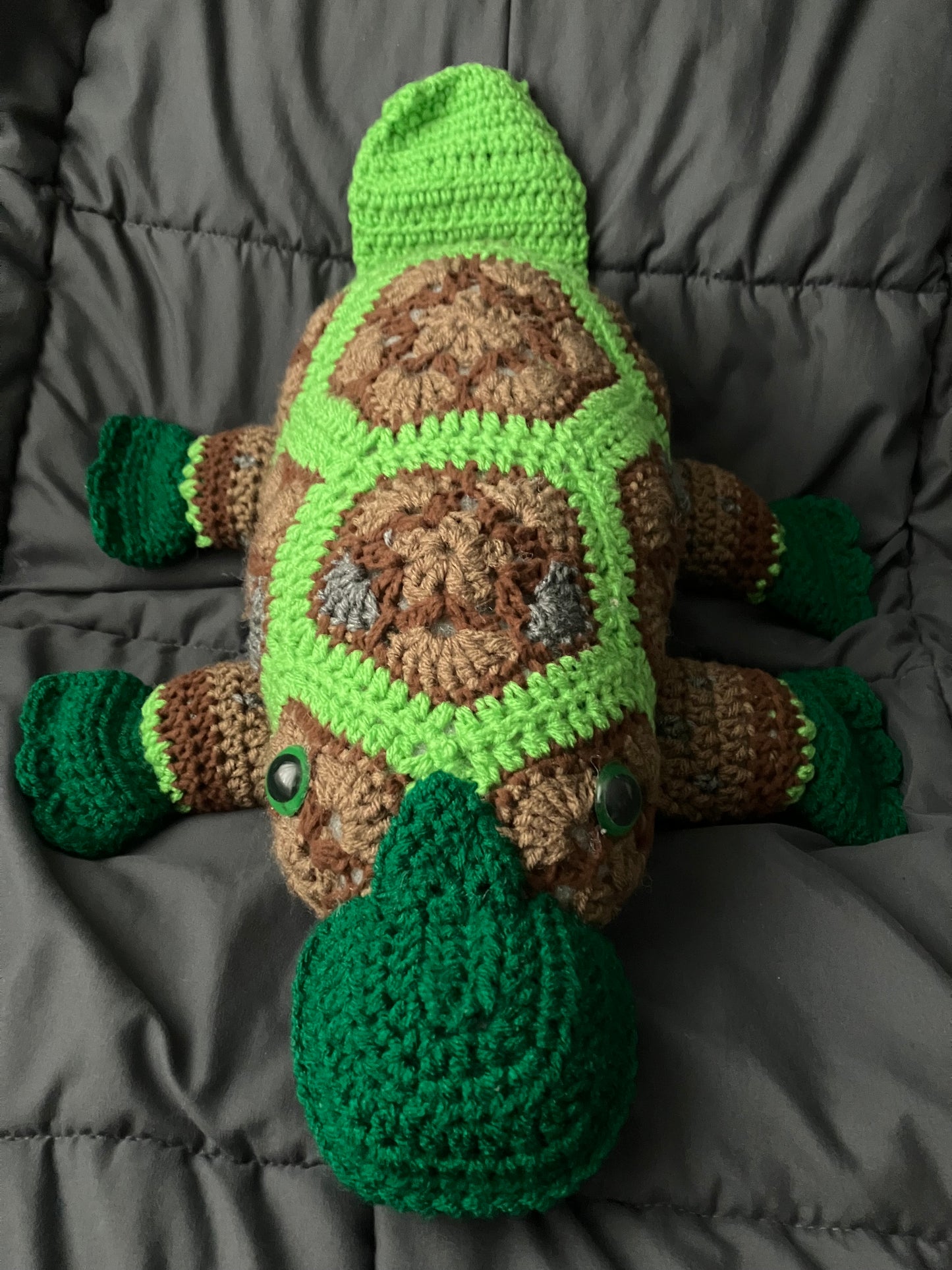 Moss (Petal-pus crochet platypus)